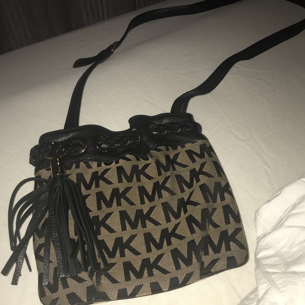 Michael Kors Crossbody